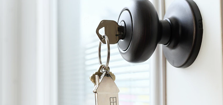 Bifold Door Knob Replacement in Arroyo Grande, California